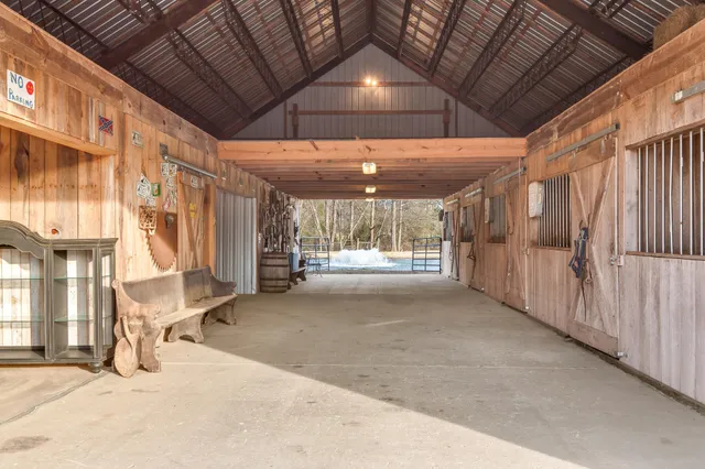 $1,725,000 | 2564 New Highway 7, Santa Fe, TN 38482