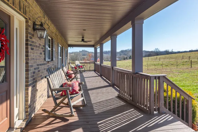 $1,725,000 | 2564 New Highway 7, Santa Fe, TN 38482