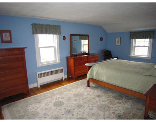 46 Florence Road Waltham, MA 02453 - Photo 9 of 14