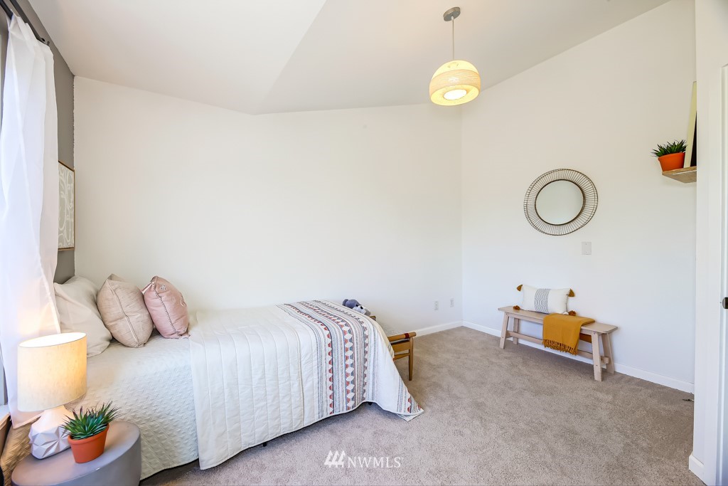 8616 Delridge Way Southwest, Unit B Seattle, WA 98106 - Photo 12 of 18 Gallery Image 12
