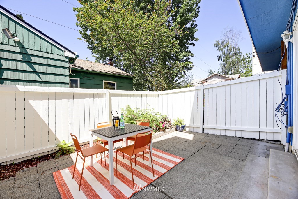 8616 Delridge Way Southwest, Unit B Seattle, WA 98106 - Photo 17 of 18 Gallery Image 17