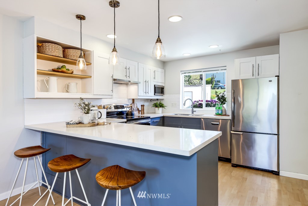 8616 Delridge Way Southwest, Unit B Seattle, WA 98106 - Photo 6 of 18 Gallery Image 6