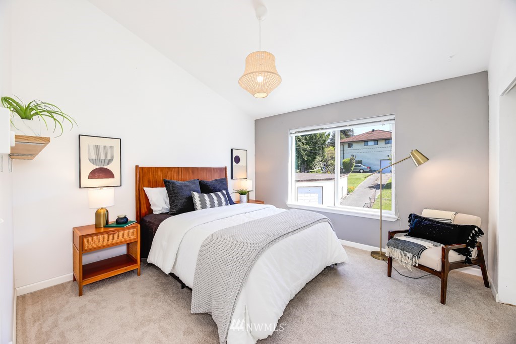 8616 Delridge Way Southwest, Unit B Seattle, WA 98106 - Photo 10 of 18 Gallery Image 10