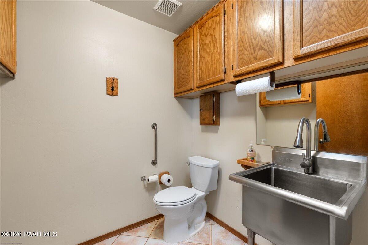 1341 North Blue Star Road Chino Valley, AZ 86323 - Photo 19 of 52 22-Laundry