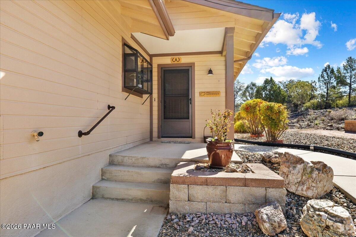 1341 North Blue Star Road Chino Valley, AZ 86323 - Photo 2 of 52 02-Entry