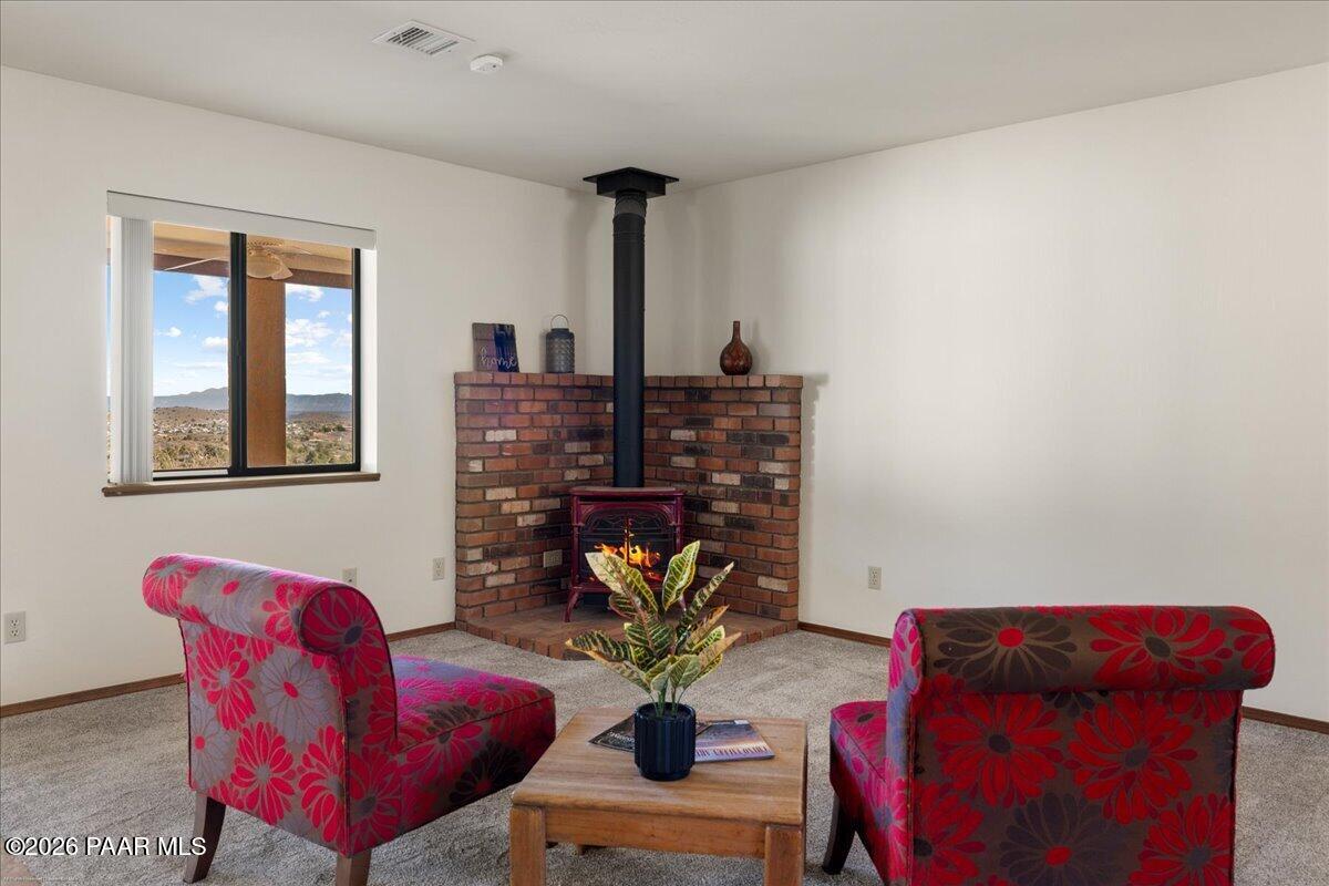 1341 North Blue Star Road Chino Valley, AZ 86323 - Photo 7 of 52 07-Living Room