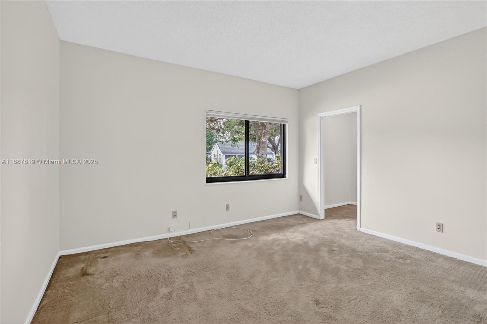 100 129th Avenue Plantation, FL 33325 - Photo 37 of 60 a view of an empty room with window