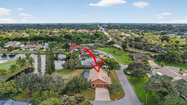 $949,900 | 100 129th Avenue, Plantation, FL 33325