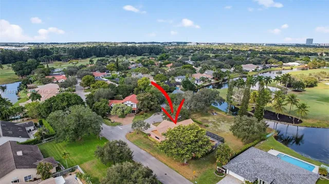 $949,900 | 100 129th Avenue, Plantation, FL 33325