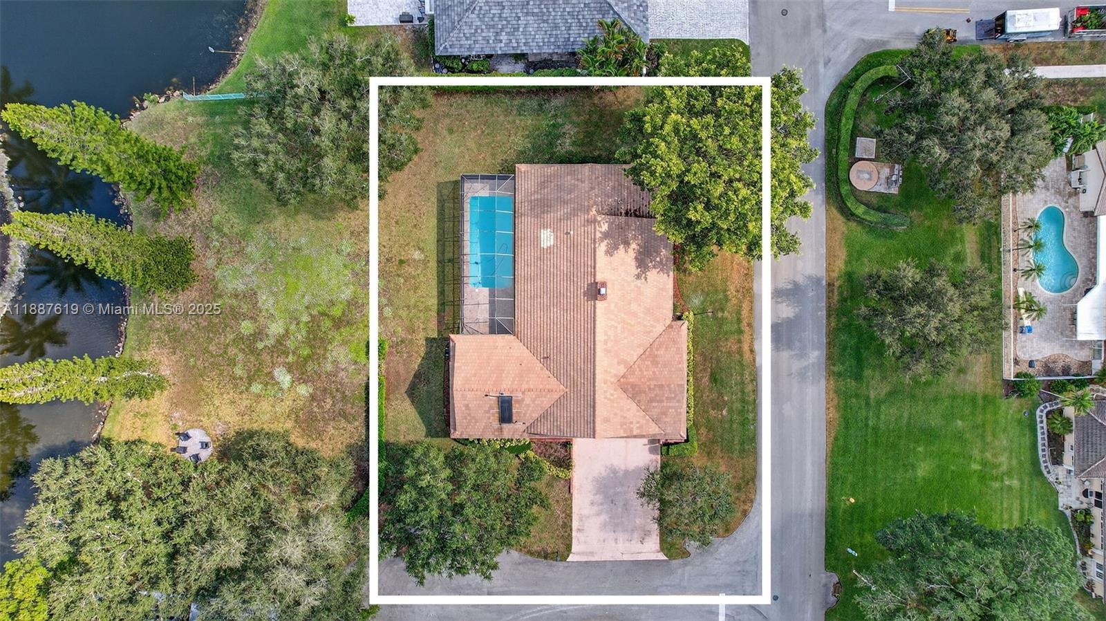 100 129th Avenue Plantation, FL 33325 - Photo 60 of 60 an aerial view of a house