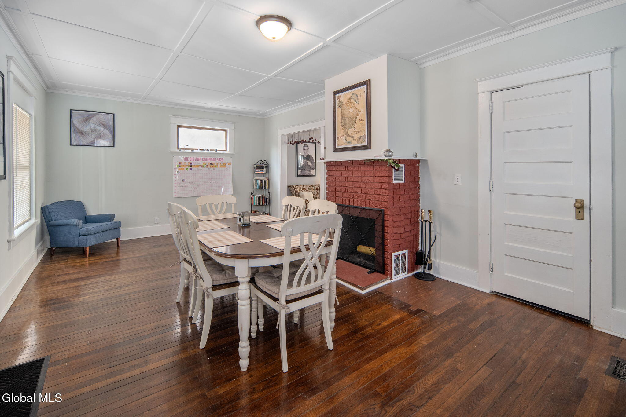 505 Bedford Road Schenectady, NY 12308 - Photo 11 of 47 10-505BedfordRd_10