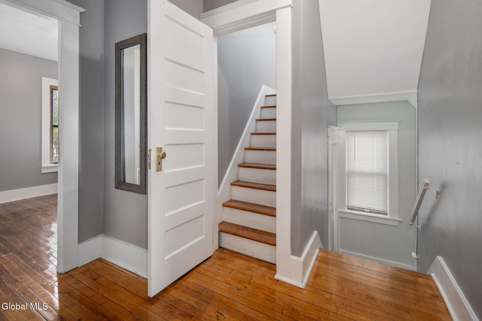 505 Bedford Road Schenectady, NY 12308 - Photo 23 of 47 25-505BedfordRd_25