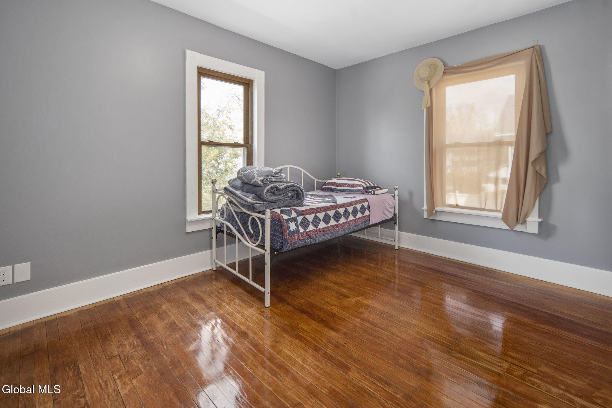 505 Bedford Road Schenectady, NY 12308 - Photo 27 of 47 30-505BedfordRd_30