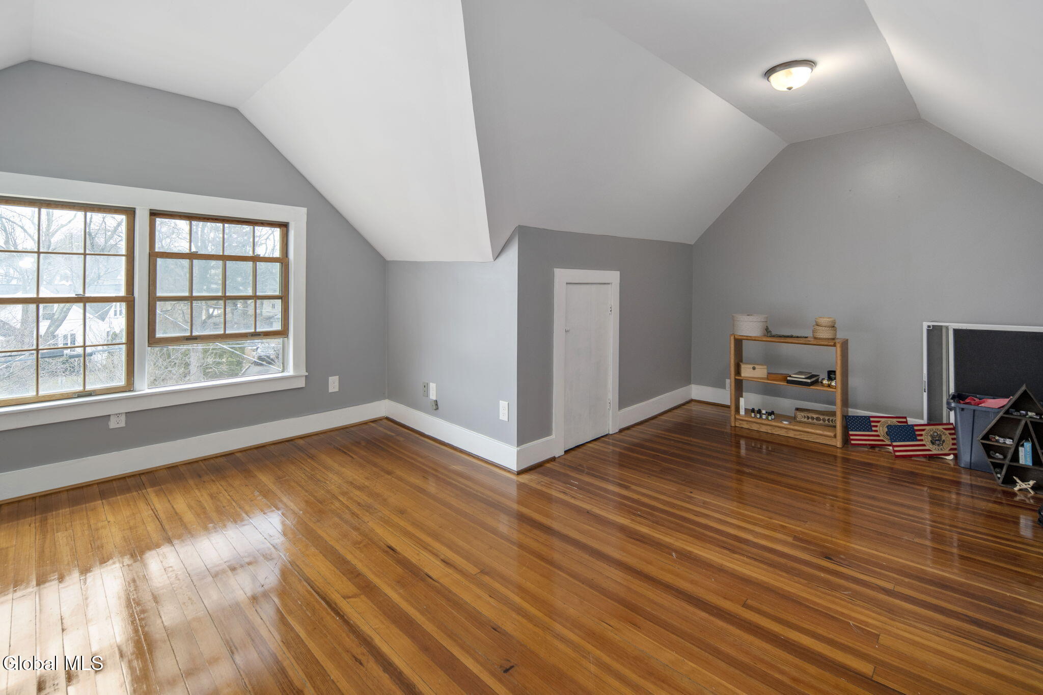 505 Bedford Road Schenectady, NY 12308 - Photo 34 of 47 37-505BedfordRd_37