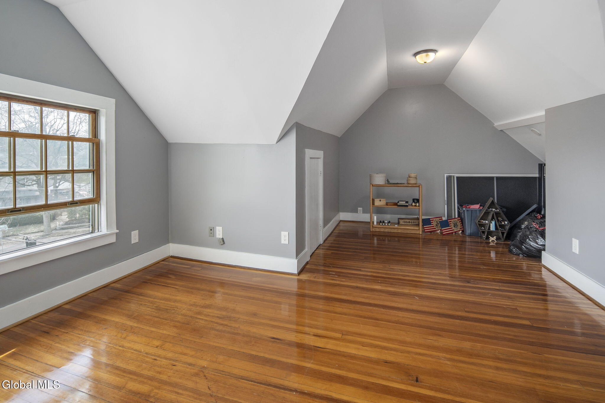 505 Bedford Road Schenectady, NY 12308 - Photo 6 of 47 39-505BedfordRd_39