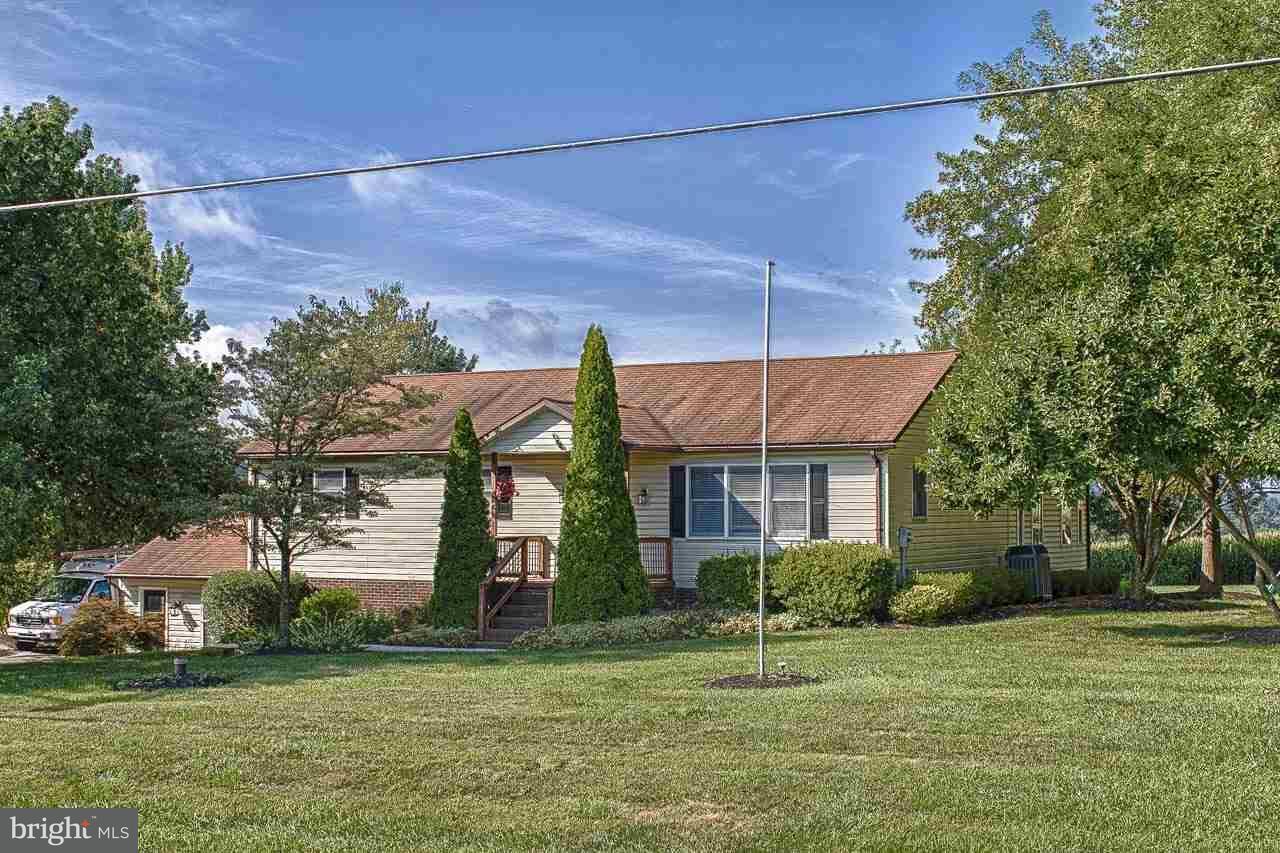 2744 Jefferson Road Spring Grove, PA 17362 - Photo 2 of 35