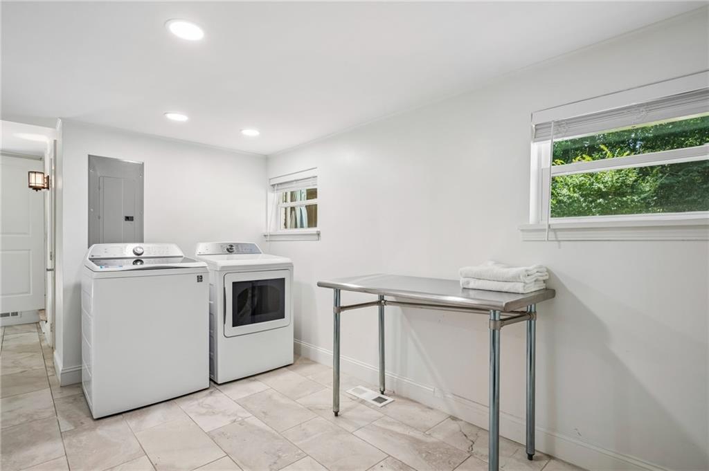 2211 Hill Park Court Decatur, GA 30033 - Photo 22 of 34