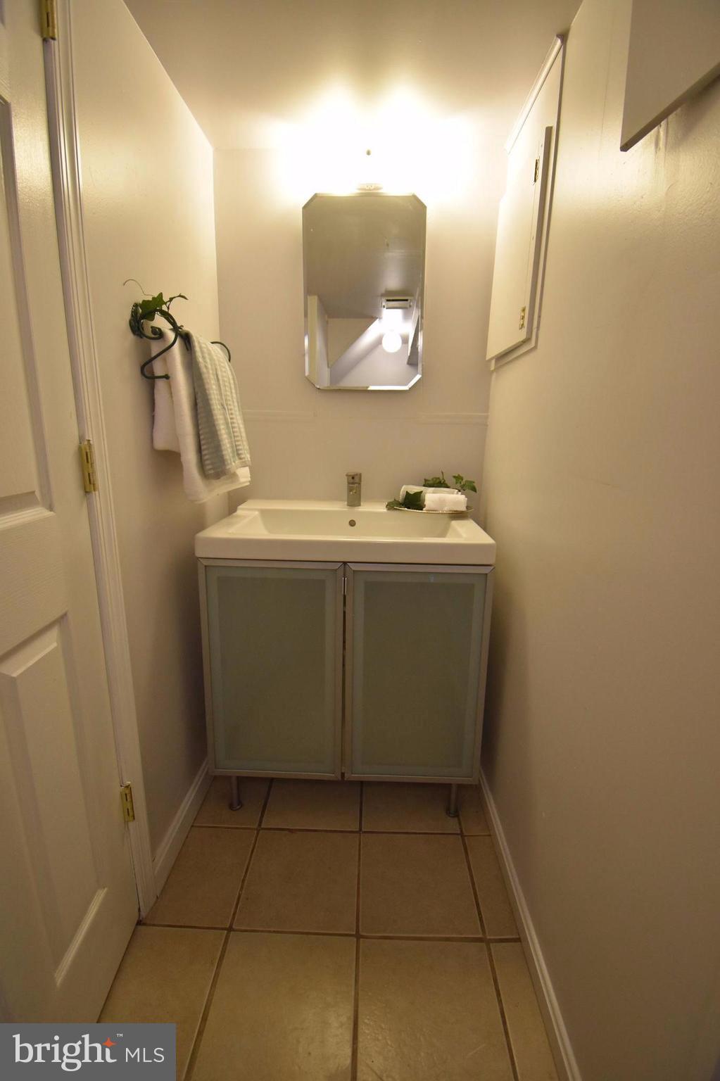 1704 Rita Road Baltimore, MD 21222 - Photo 22 of 30 Bath