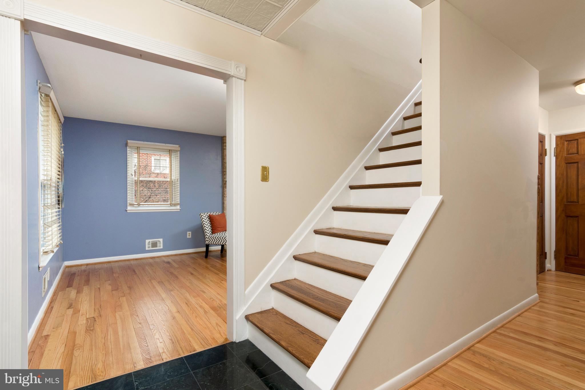 4033 High Point Road Ellicott City, MD 21042 - Photo 10 of 28 Entry way