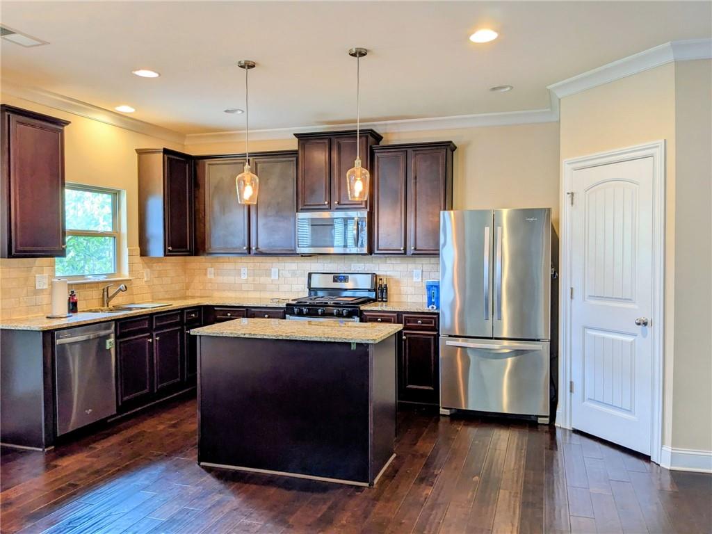 5130 Rialto Way Cumming, GA 30040 - Photo 13 of 46