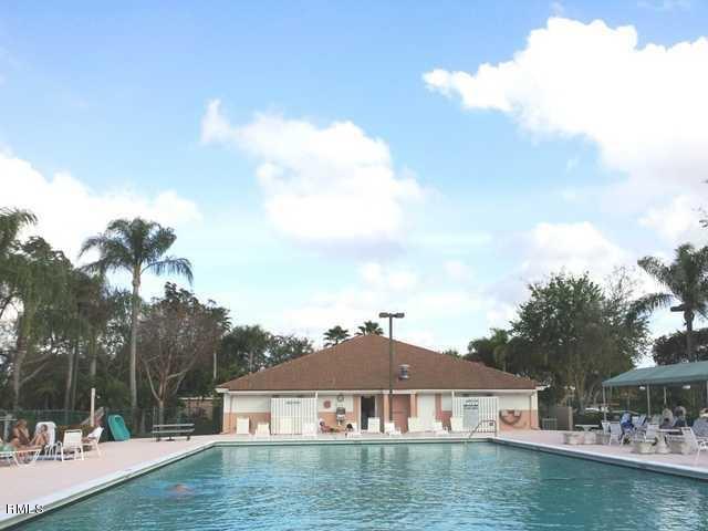 8642 Dreamside Lane Boca Raton, FL 33496 - Photo 24 of 27 Whisper Walk Pool area