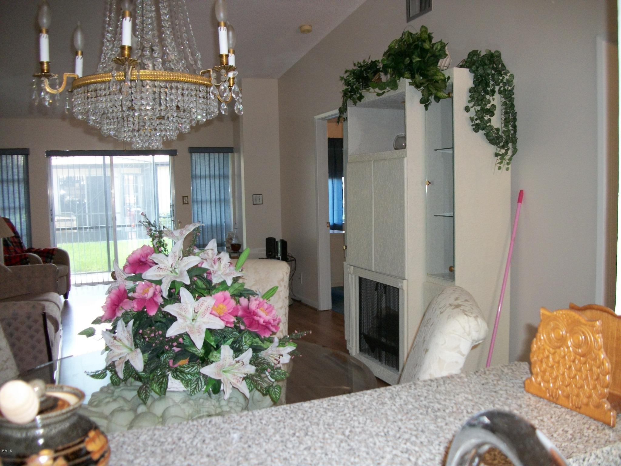 8642 Dreamside Lane Boca Raton, FL 33496 - Photo 7 of 27 Dining/Living Room