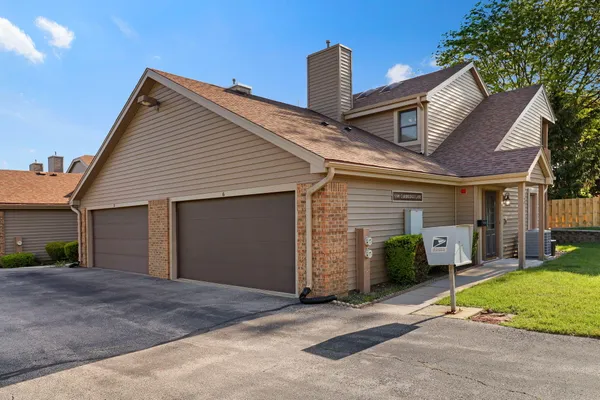 $229,900 | 5509 Cambridge Lane, Unit 6, Mount Pleasant, WI 53406
