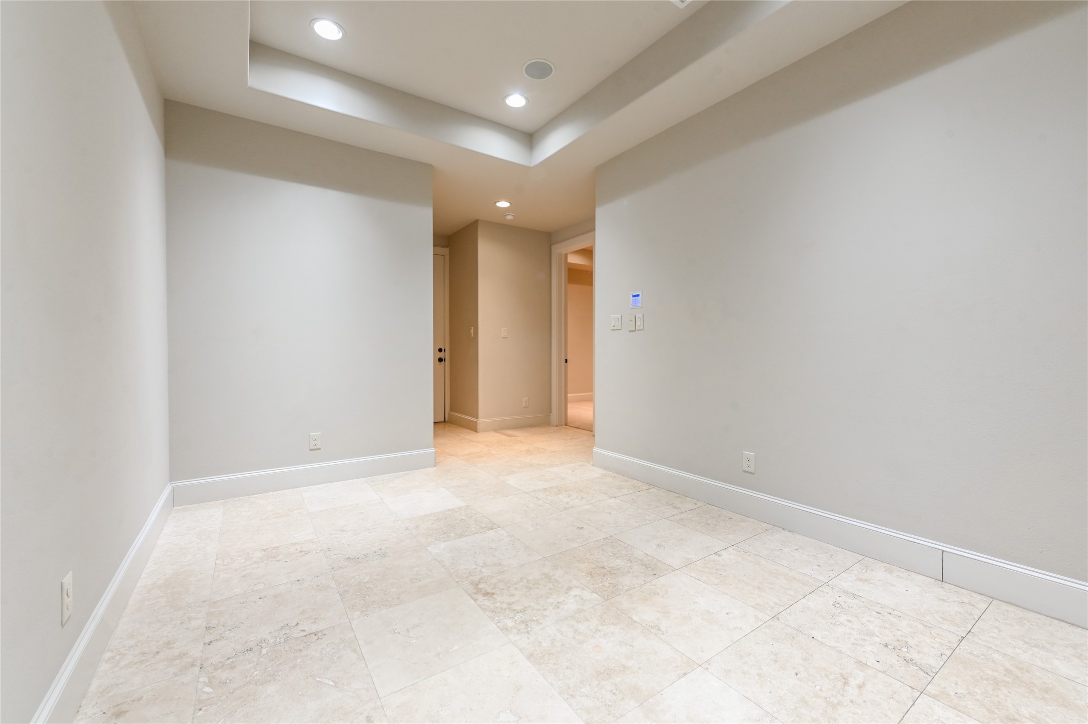 307 Snover Street Houston, TX 77007 - Photo 7 of 32