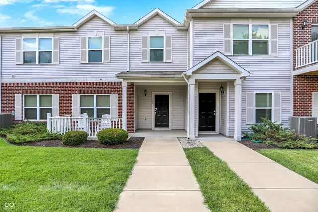 $230,000 | 12075 Scoria Drive, Unit 500, Fishers, IN 46038
