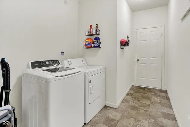 $225,000 | 12075 Scoria Drive, Unit 500, Fishers, IN 46038