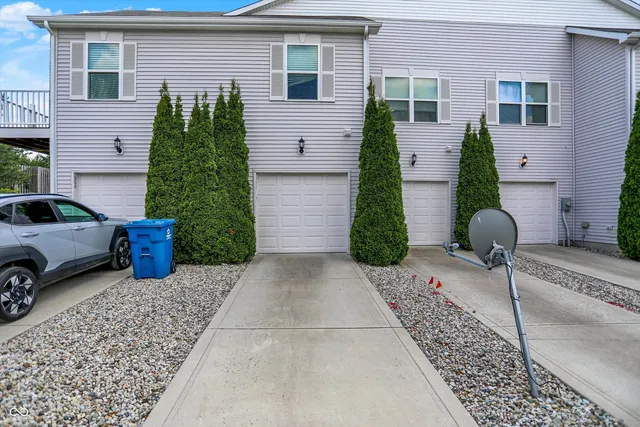 $225,000 | 12075 Scoria Drive, Unit 500, Fishers, IN 46038