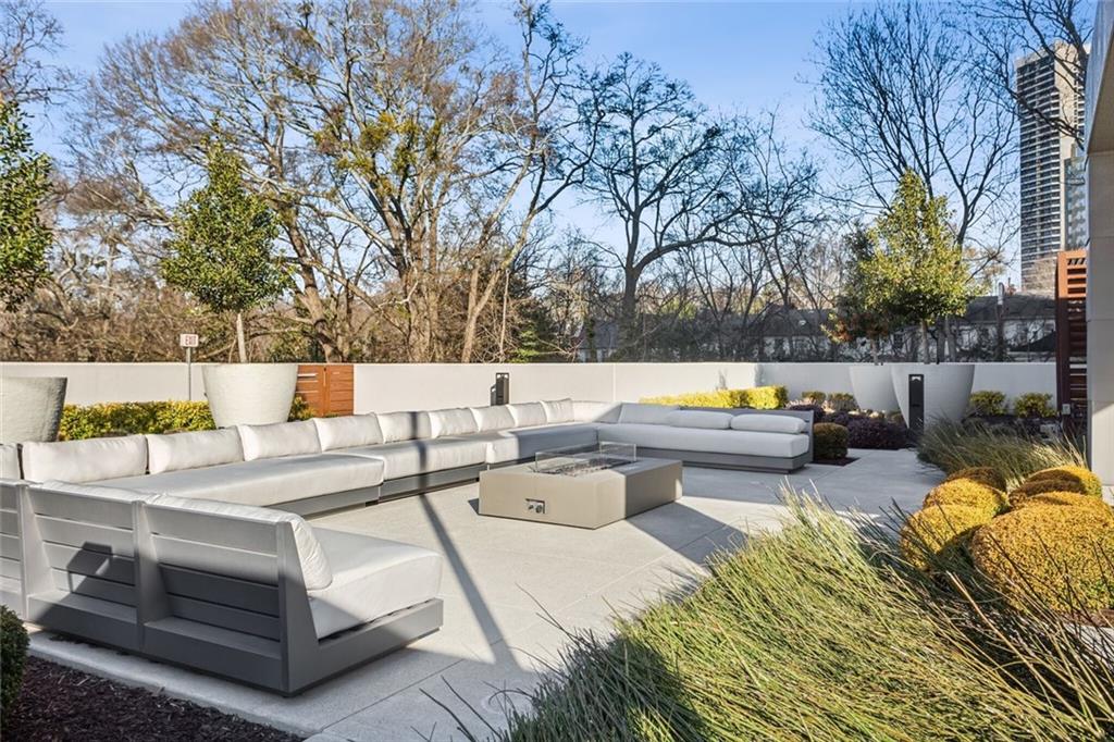 2520 Peachtree Road, Unit 602 Atlanta, GA 30305 - Photo 44 of 45 a view of outdoor sitting area with furniture and fire pit