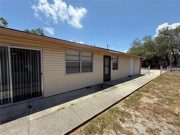 $2,500 | 1231 Illinois Avenue, Unit 1, Palm Harbor, FL 34683