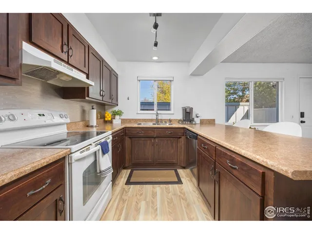 $349,000 | 548 Vance Street, Lakewood, CO 80226