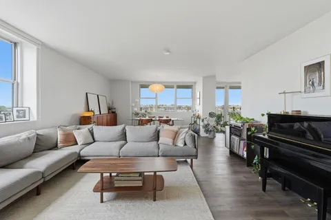 $325,000 | 6040 Boulevard East, Unit 10H, West New York, NJ 07093