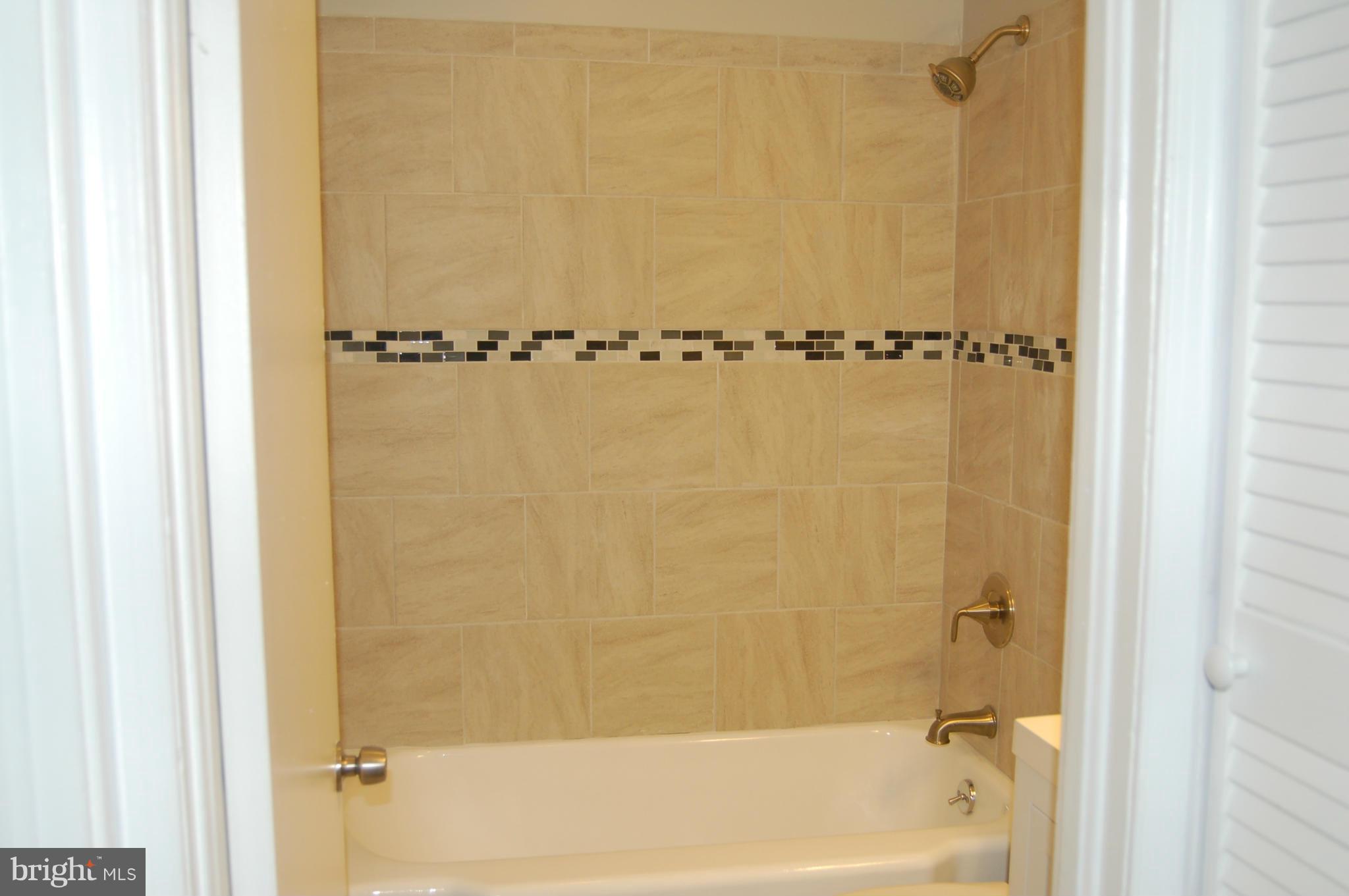 175 Riverside Road Baltimore, MD 21221 - Photo 25 of 30 Bath