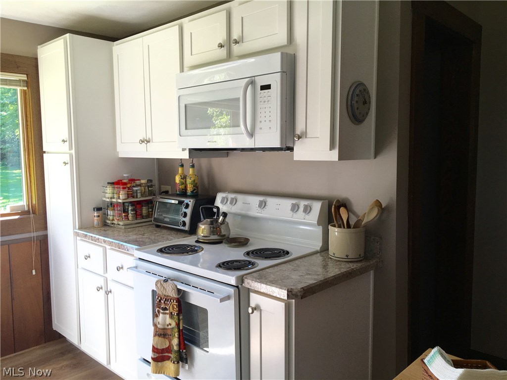 2745 Eby Road Wooster, OH 44691 - Photo 6 of 17 Completely remodeled kitchen with new cabinets, counter tops and appliances!
