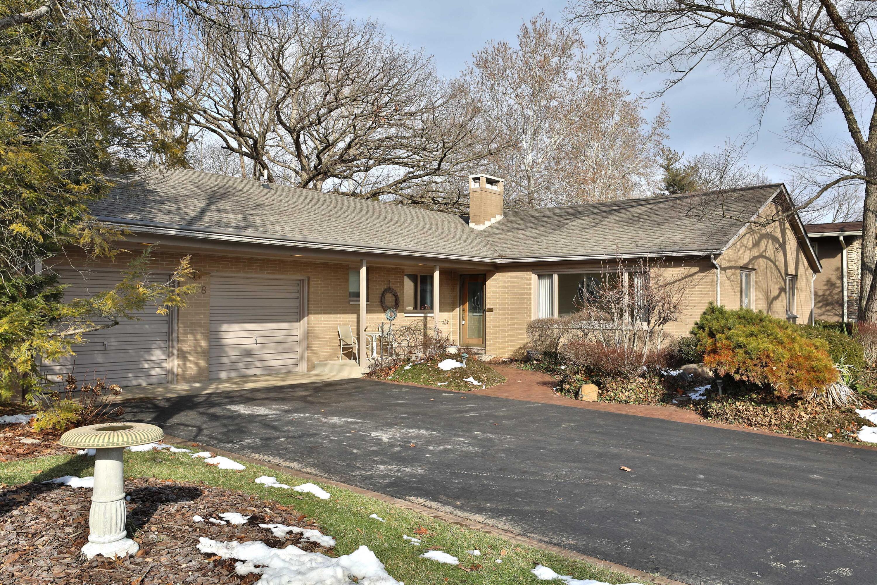 698 Chaffin Ridge Columbus, OH 43214 - Photo 3 of 50 698-ChaffinRidge-03