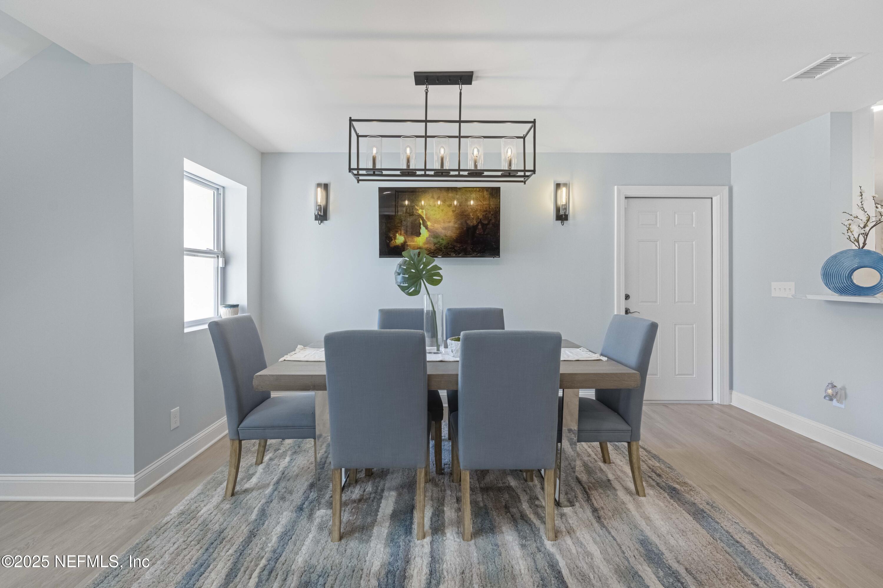 159 11th Street Atlantic Beach, FL 32233 - Photo 7 of 37 Dining Space