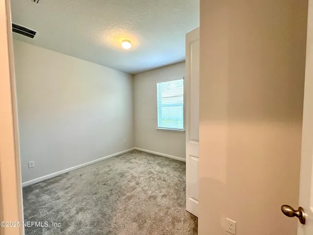 $2,500 | 75310 White Rabbit Avenue, Yulee, FL 32097