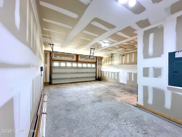 $2,500 | 75310 White Rabbit Avenue, Yulee, FL 32097