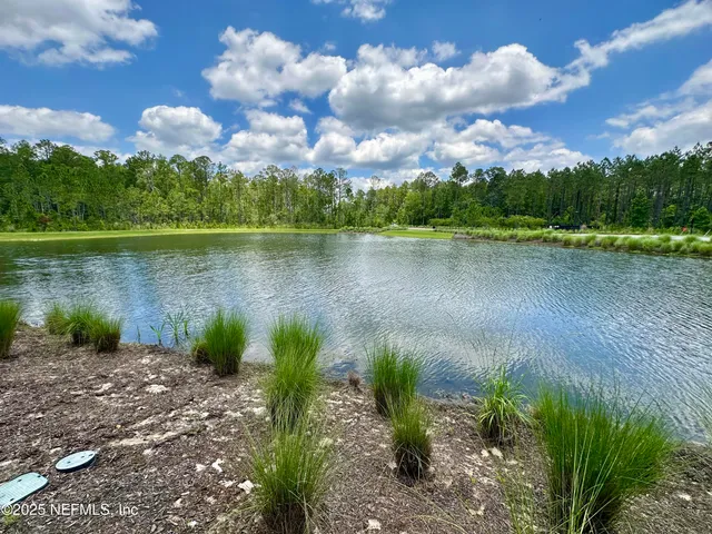 $2,500 | 75310 White Rabbit Avenue, Yulee, FL 32097