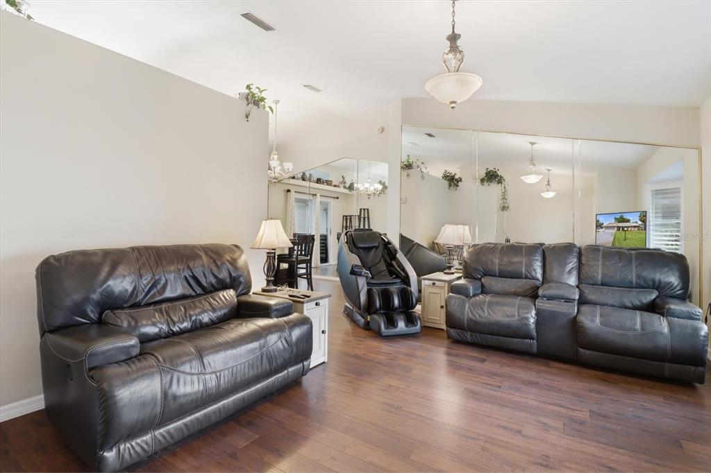 35103 Riverside Court Leesburg, FL 34788 - Photo 11 of 48 Gallery Image 11
