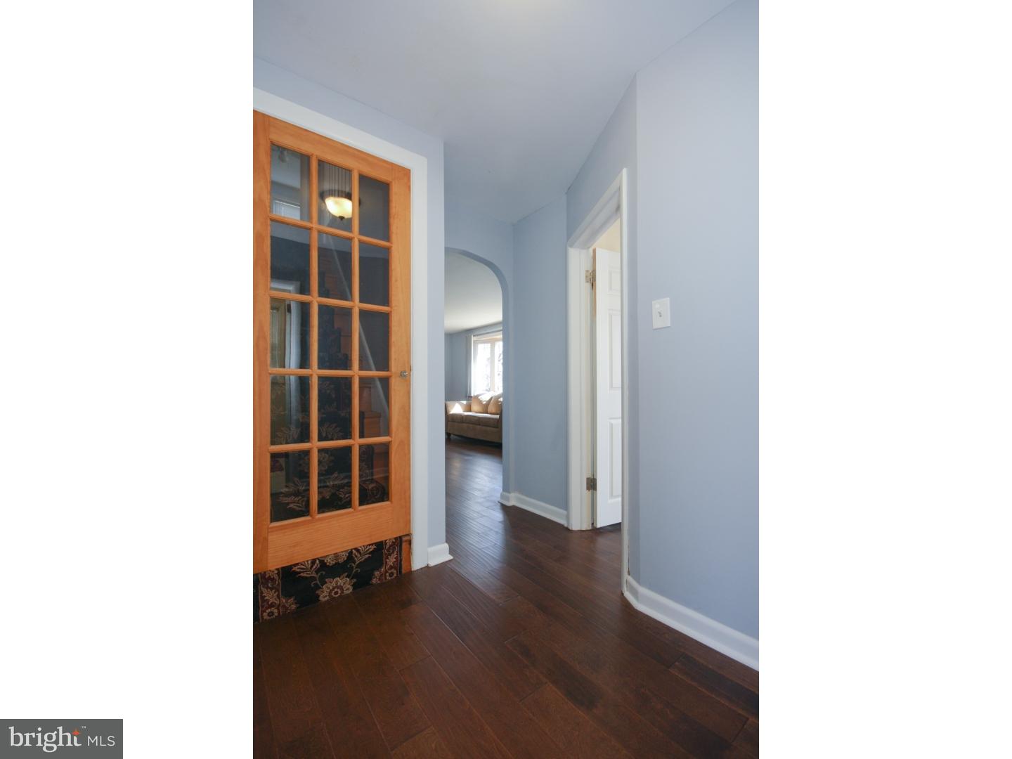 12018 Elmore Road Philadelphia, PA 19154 - Photo 16 of 25 Hallway
