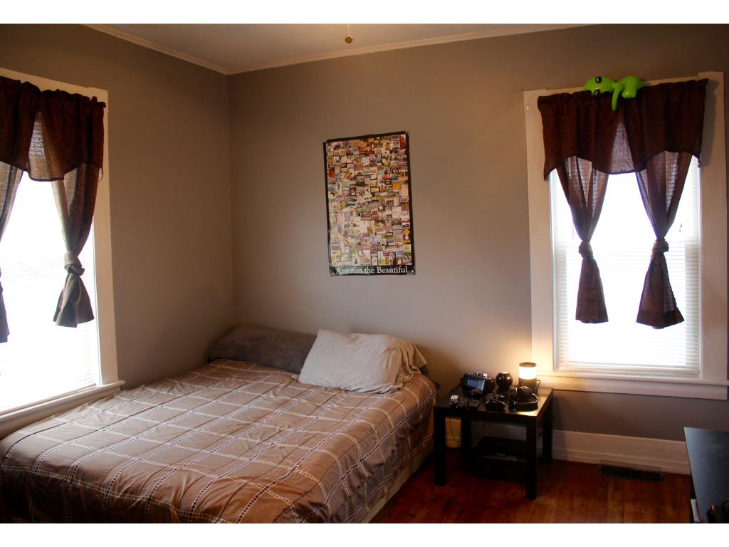 683 Howe Street Manchester, NH 03103 - Photo 9 of 25 Gallery Image 9