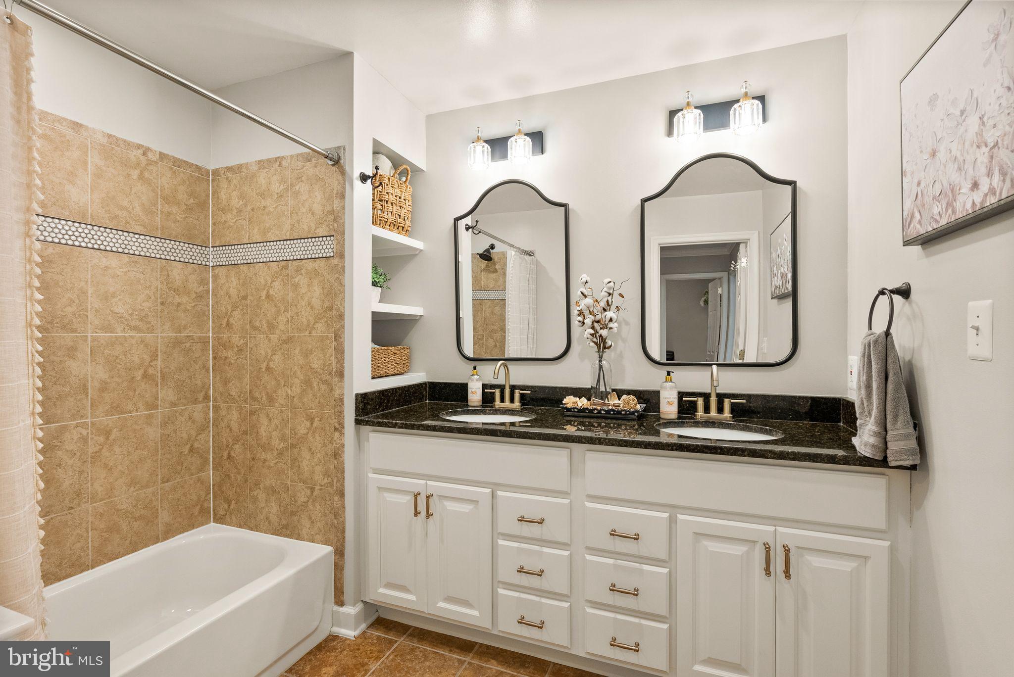 7312 Inzer Street Springfield, VA 22151 - Photo 34 of 47 Full Bathroom 1