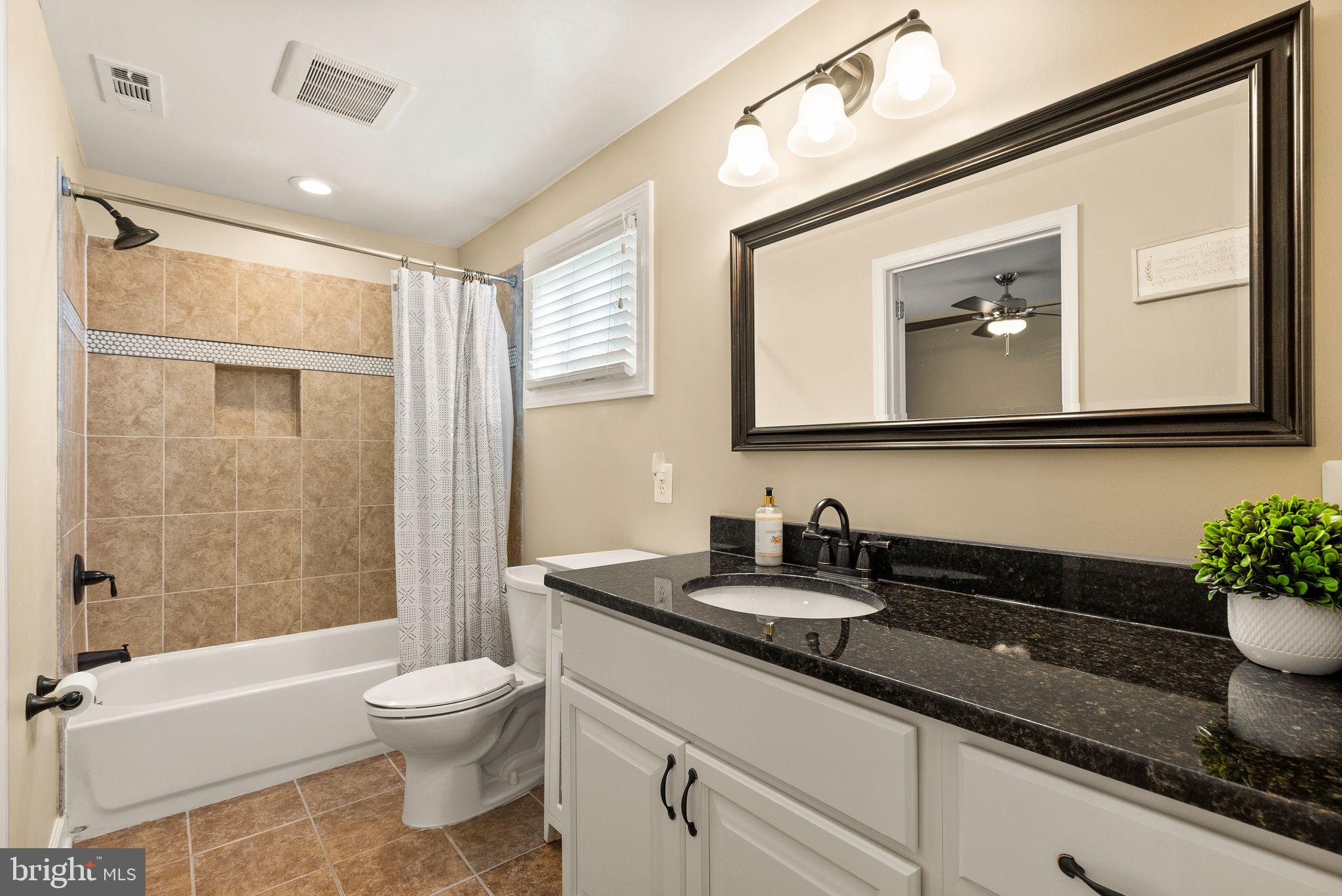 7312 Inzer Street Springfield, VA 22151 - Photo 38 of 47 Full Bathroom 2