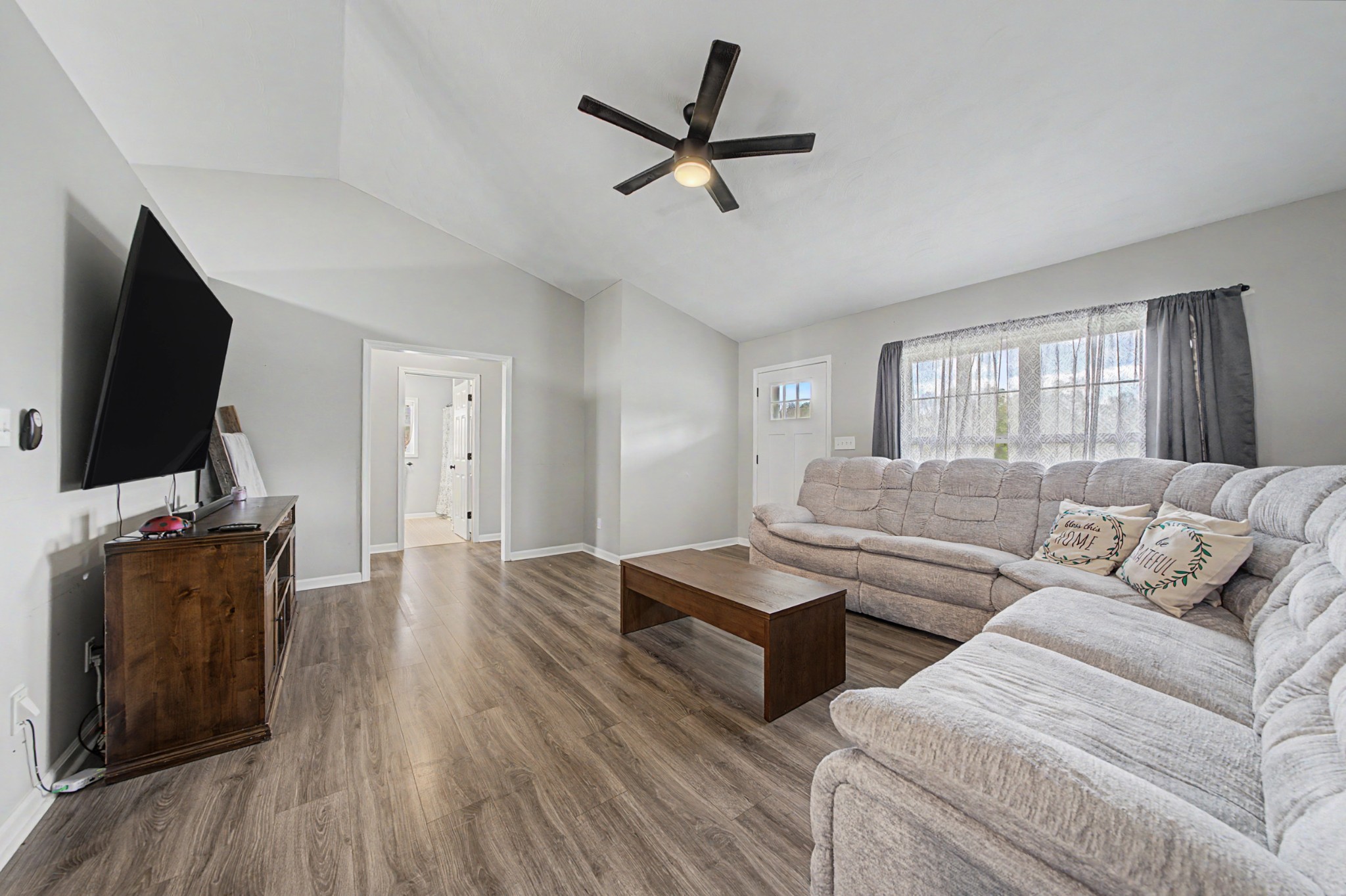 9 Bessie Clark Road Erin, TN 37061 - Photo 9 of 35