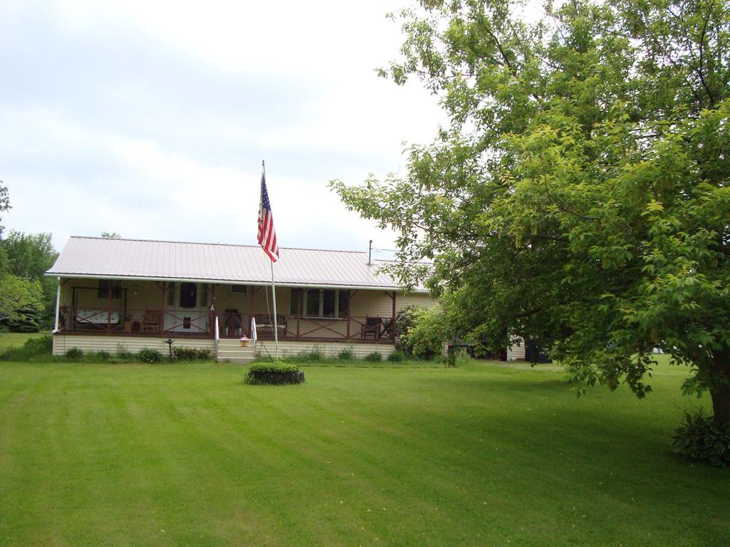 31 Clark Road Champlain, NY 12919 - Photo 1 of 20 Gallery Image 1