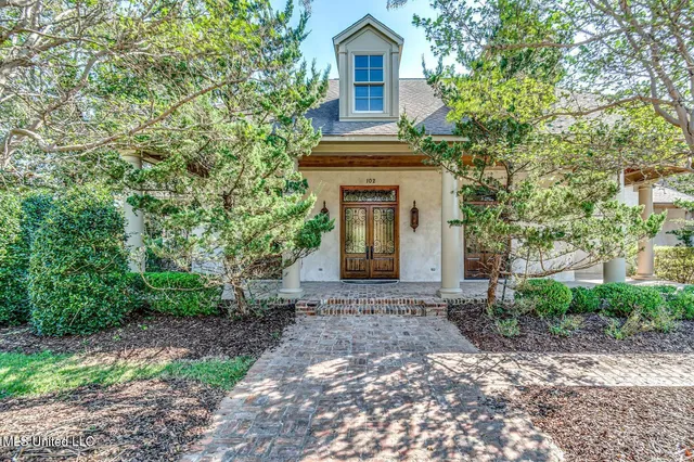 $1,600,000 | 102 Bridgewater Crossing, Ridgeland, MS 39157
